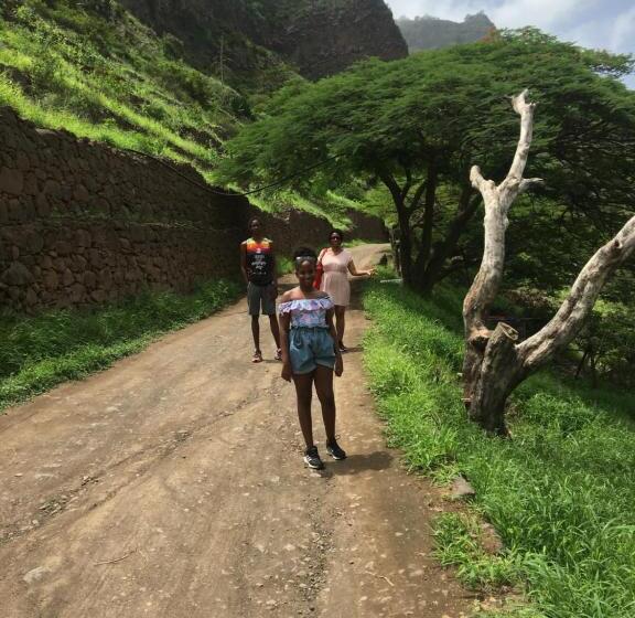 تختخواب و صبحانه Pousada Rural Simpatia