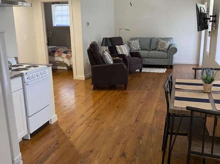 Greeter Falls Lodge Suite 5