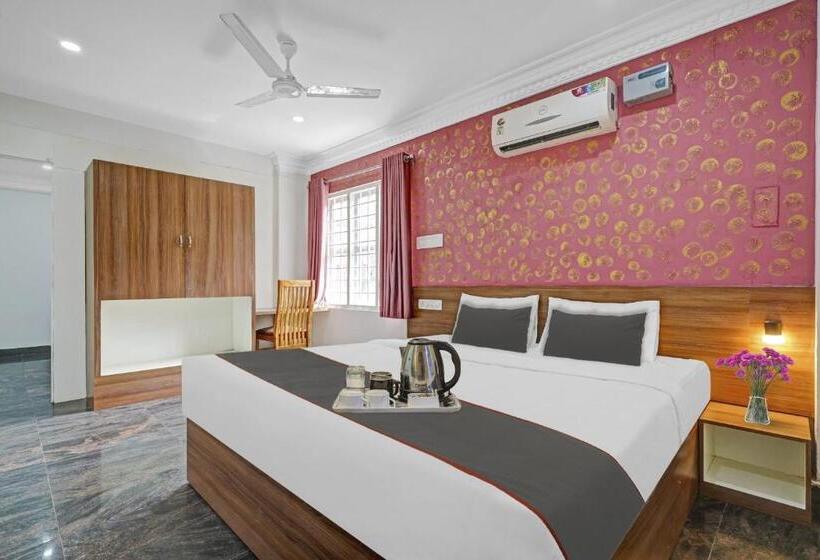 ホテル Capital O Rayan Plaza