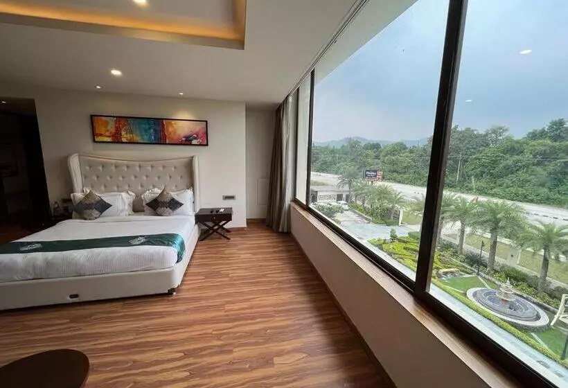 Pinaka Hotels & Resorts