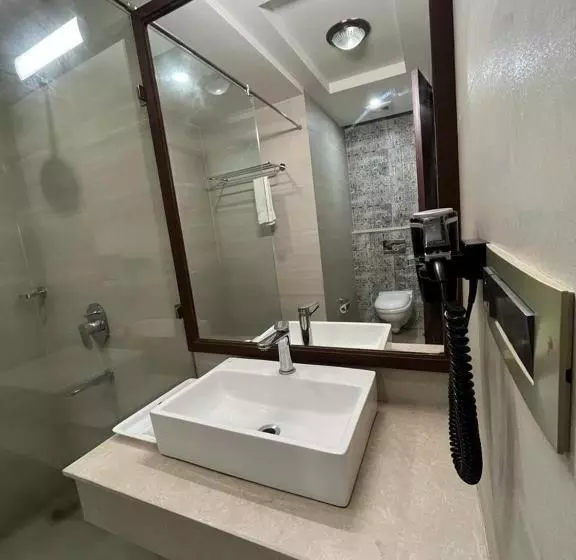 Pinaka Hotels & Resorts