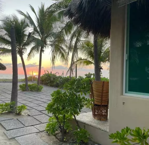 Oceanfront Villa Zihuatanejo