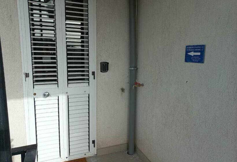 Pansiyon Bb Cesarò Mariolo House