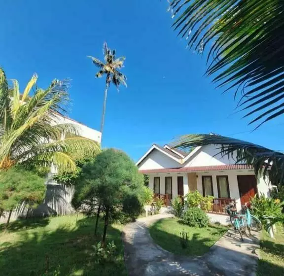 پانسیون Parida Bungalow