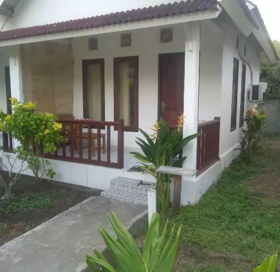 پانسیون Parida Bungalow