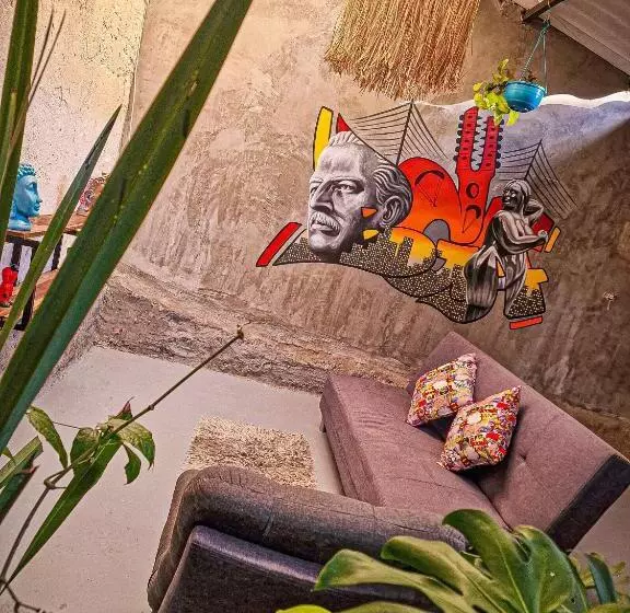 ペンション Urban Hostal Bar