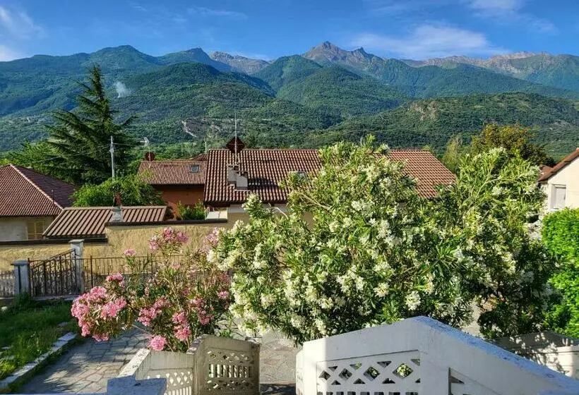 Big Appartement   9 Guests   Air Conditionning And Courtyard