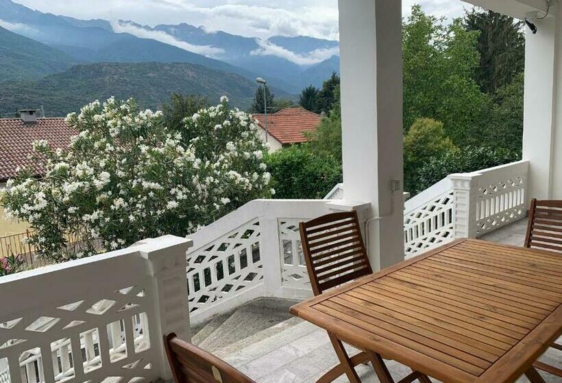 Big Appartement   9 Guests   Air Conditionning And Courtyard