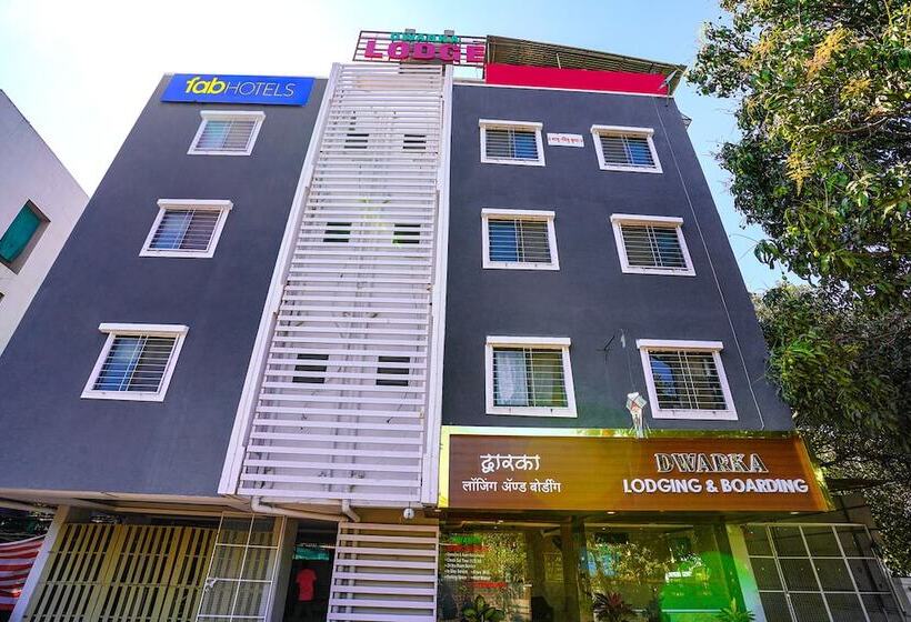 Hotel Fab Dwarka