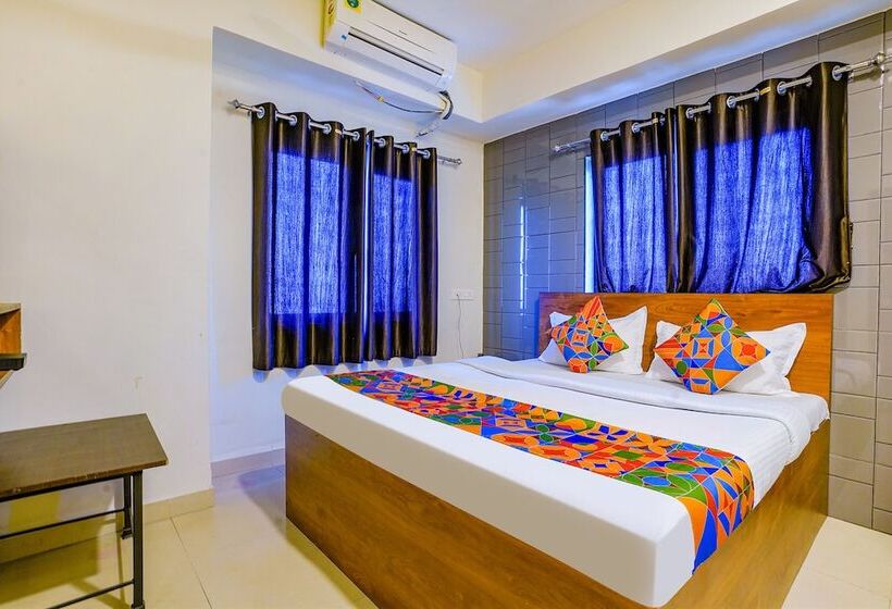 Hotel Fab Dwarka