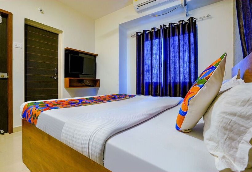 Hotel Fab Dwarka