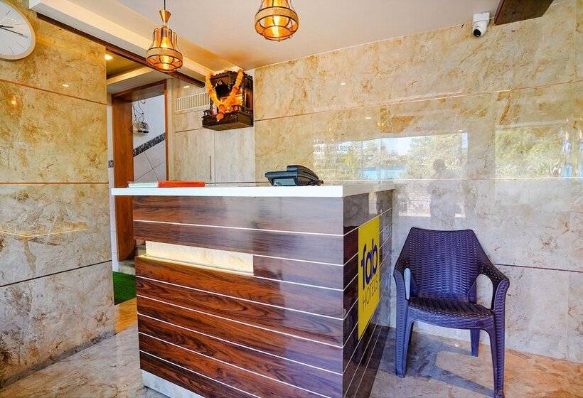 Hotel Fab Dwarka