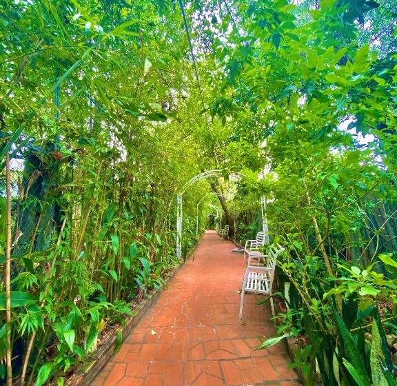 هتل Ngoc Hanh Bungalow Phu Quoc