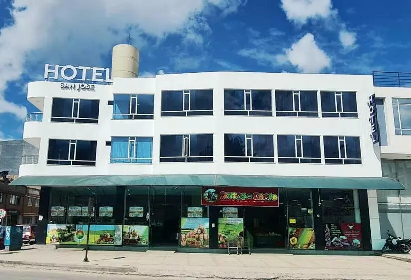 ホテル San Jose