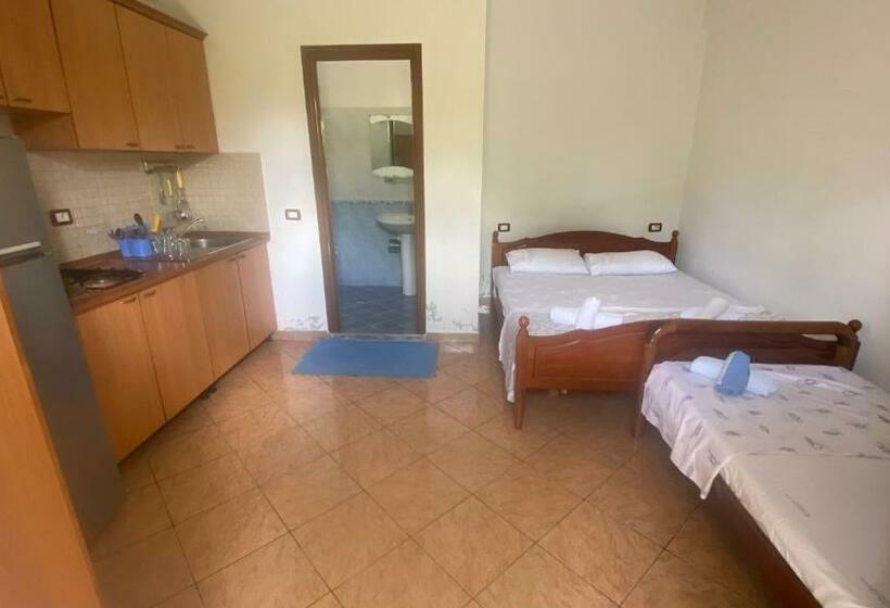 پانسیون Besart Room