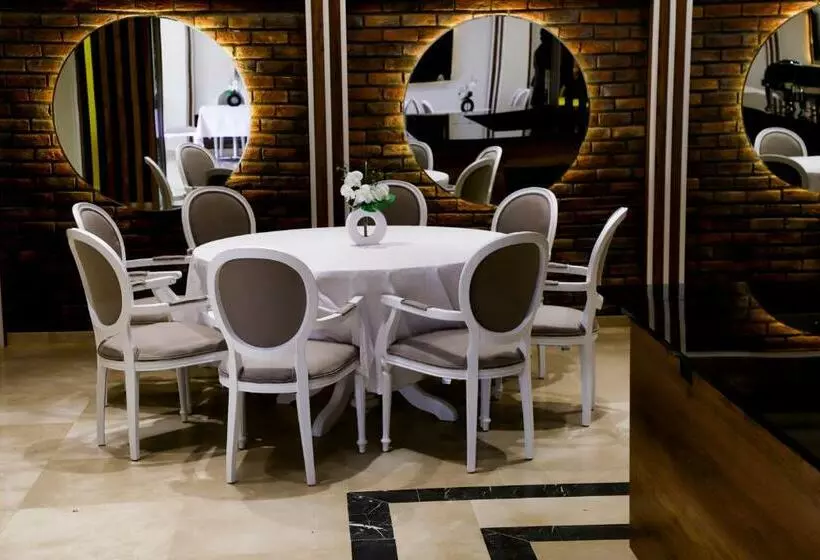 United Hotel International