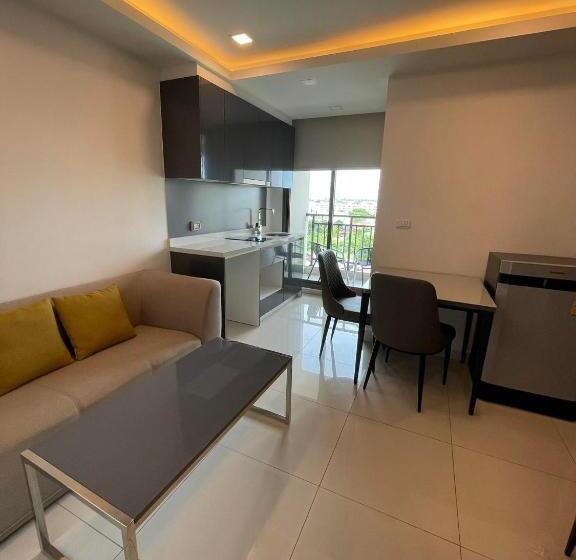 Arcadia Continental Pattaya