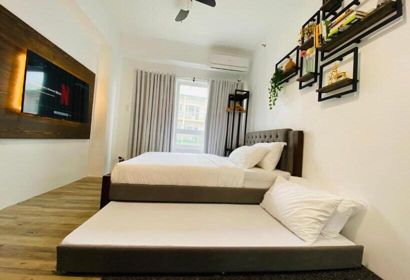 Отель Cool Suite By Aki At Smdc Wind Residences Tagaytay