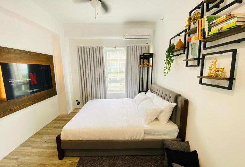 Отель Cool Suite By Aki At Smdc Wind Residences Tagaytay