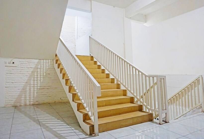 Hotel Oyo 91571  Ss Bukit Cemara Syariah