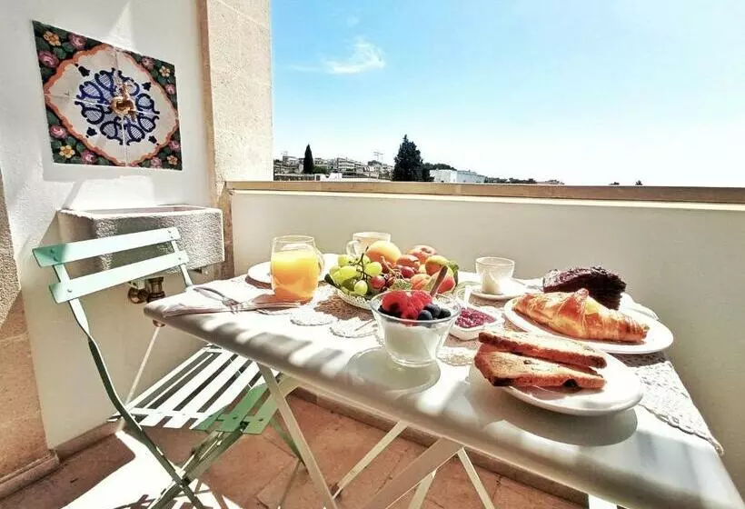 Le Maioliche   Apulian B&b