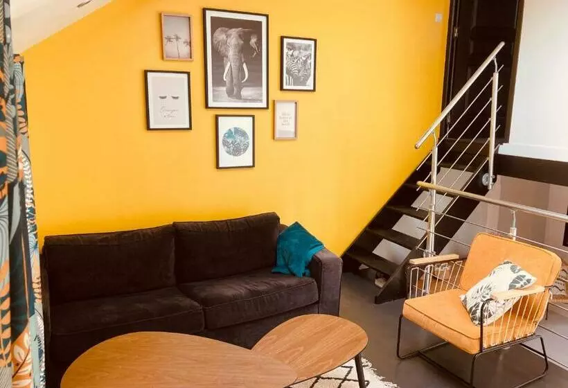 Maison En Pierre De70 M2 Au Cœur D’un Hameau