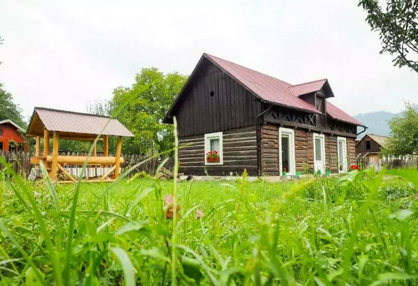 Majatalo Wild Traditional Bucovina