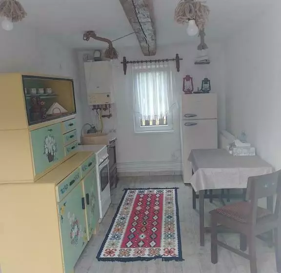 Majatalo Wild Traditional Bucovina