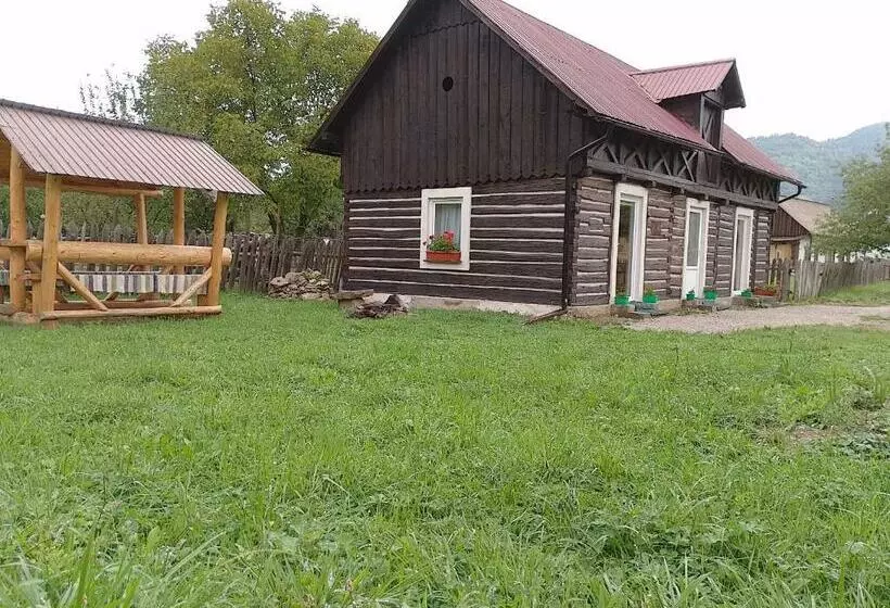 Majatalo Wild Traditional Bucovina