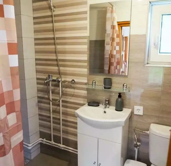 Majatalo Wild Traditional Bucovina