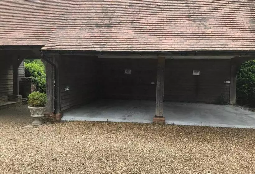 The Lodge At Briar House