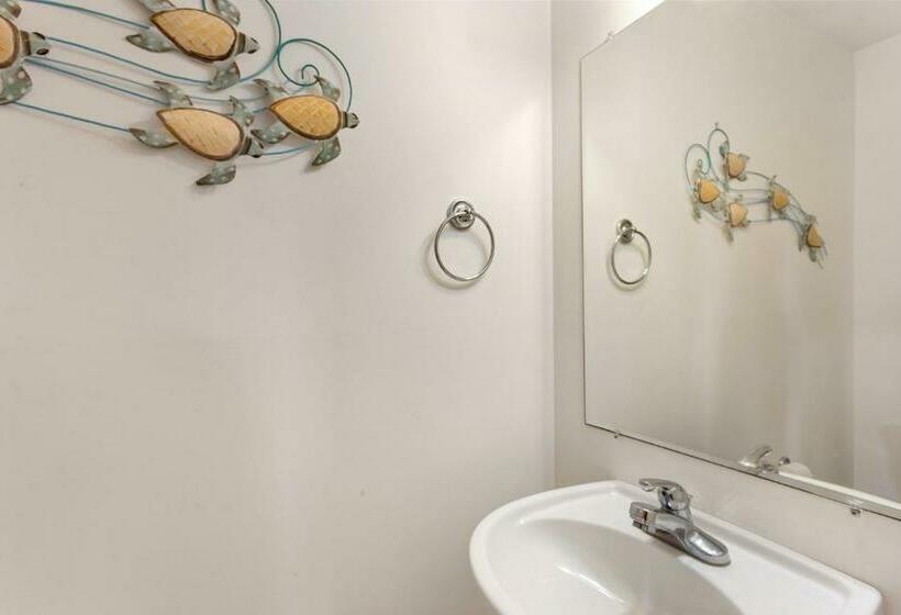 6151 Once Upon A Tide Beach Across The Street