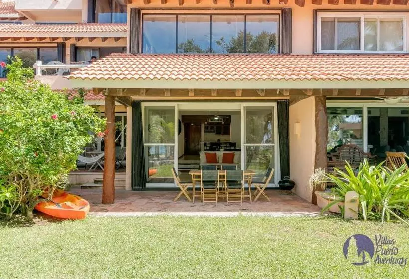 Chac Hal, Beachfront Apartment With Amenities   Chac Hal 2