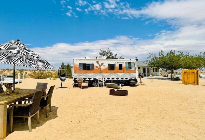 Desert Way Ranch Oasis Hideaway