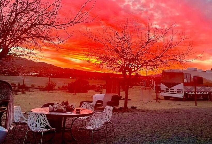 Desert Way Ranch Oasis Hideaway