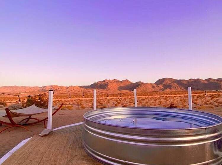 Desert Way Ranch Oasis Hideaway