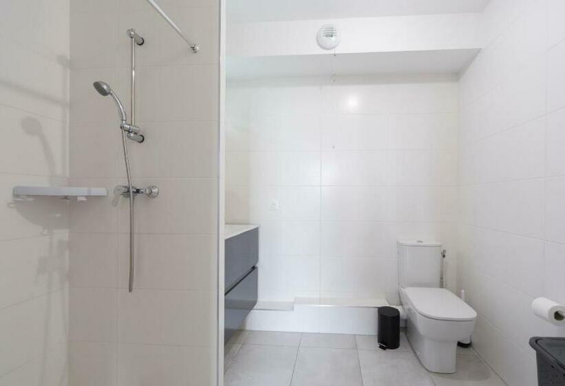 Disney   Paris 5 Min De Disney   Pk Privé Gratuit   4 Personnes   Terrasse Jardin