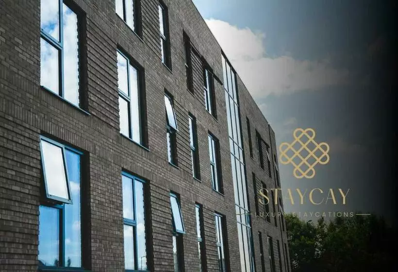 Modern 1 Bed Brand New Central Free Wi Fi