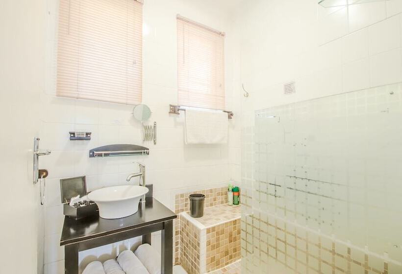 צימר Honeypot Guest House