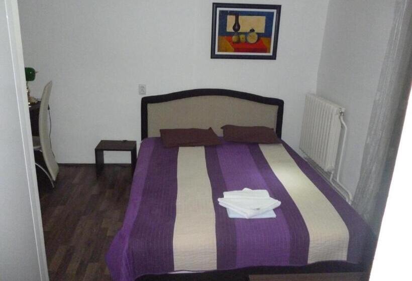 Gros Hotel   Leskovac