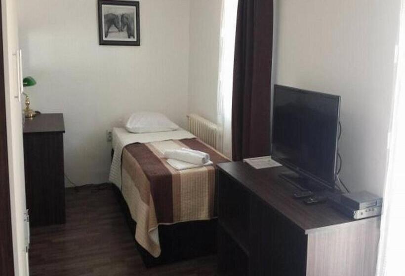 Gros Hotel   Leskovac