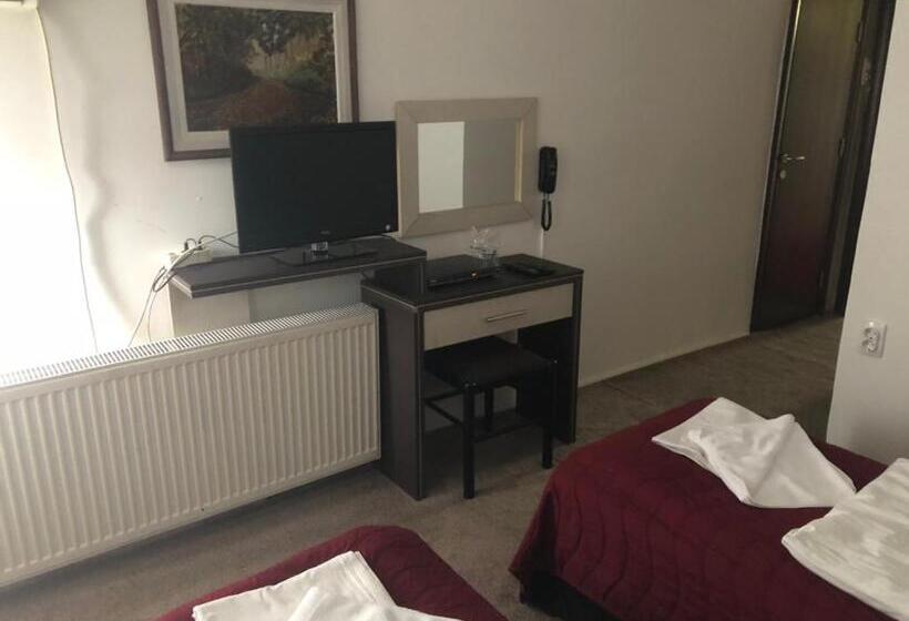 Gros Hotel   Leskovac