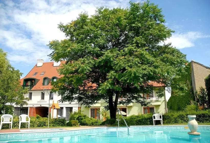 Abbázia Club Hotel Kék