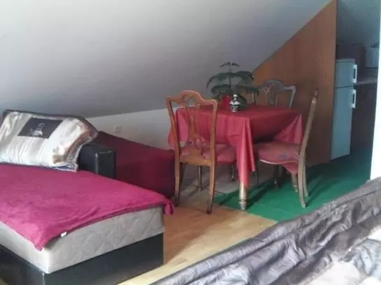 Alpika Apartments