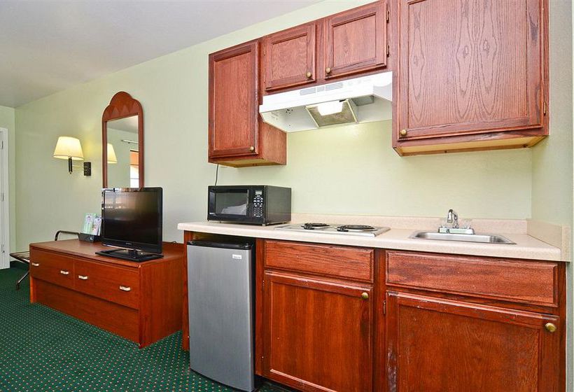 בית מלון כפרי Americas Best Value Inn & Suites Smithville