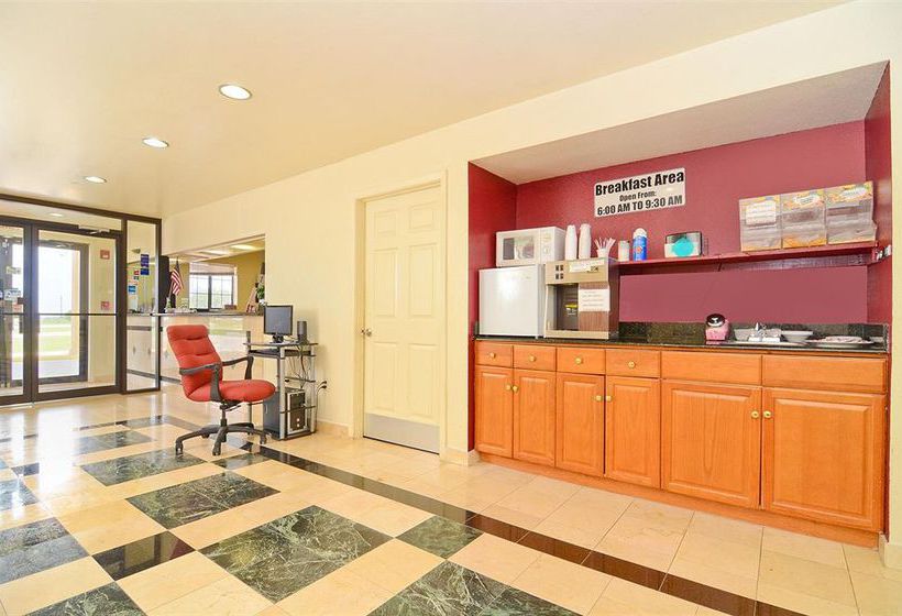 בית מלון כפרי Americas Best Value Inn & Suites Smithville