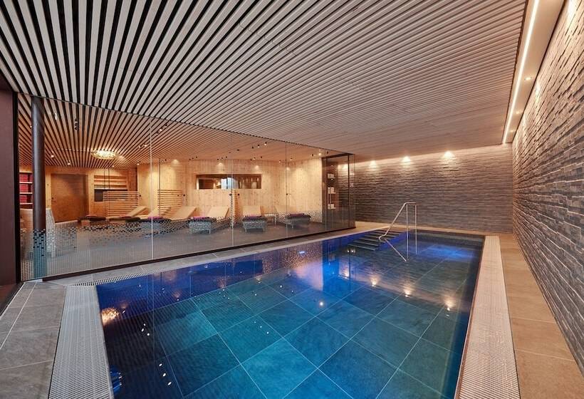 호텔 Appartement Roggal