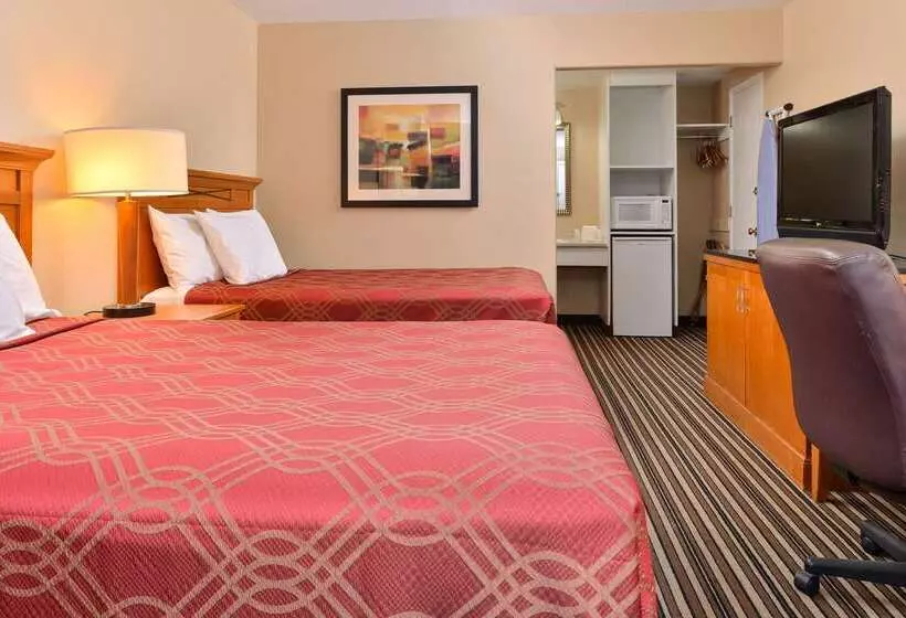 فندق Econo Lodge