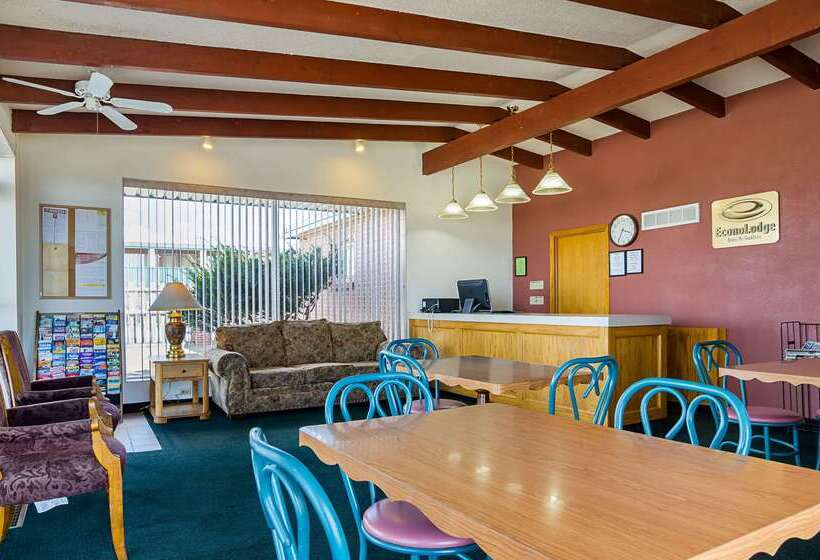 فندق Econo Lodge