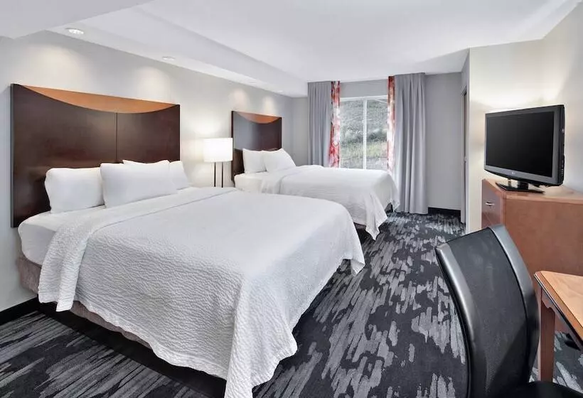 Отель Fairfield Inn & Suites By Marriott Marietta